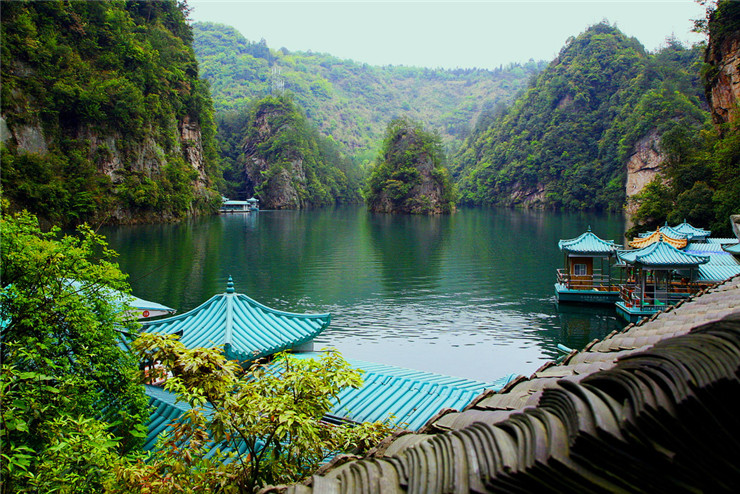 ล่องเรือเป่าเฟิ่งหู
